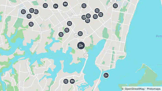 Map of Princes Highway (Blakehurst) and nearby items